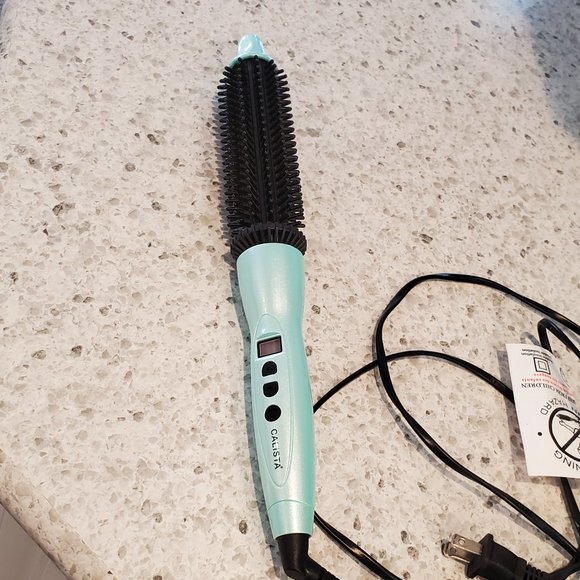 Calista Hair Calista In Heated Round Styling Brush Barely Used